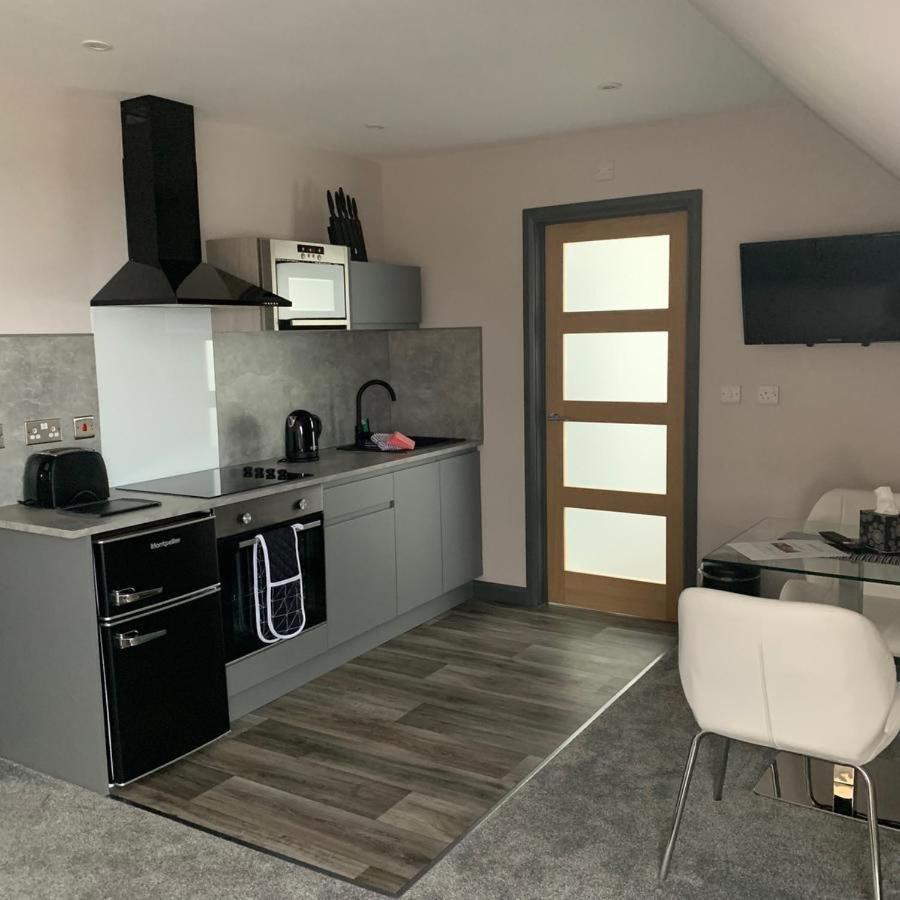 Sunset Studio Apartments Aberaeron Exterior photo